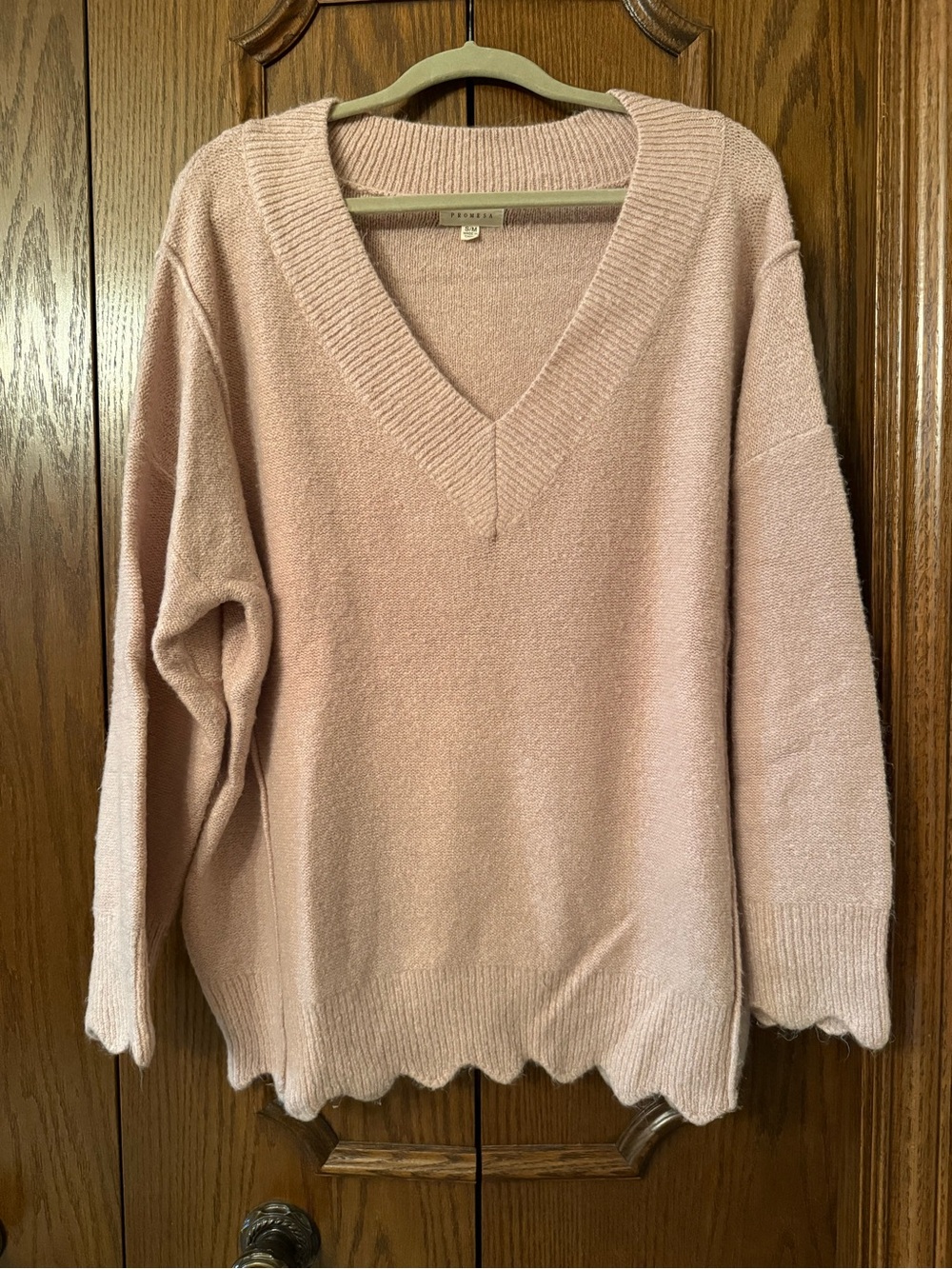 Women's Soft V-Neck Pullover Sweater in Light Pink size S